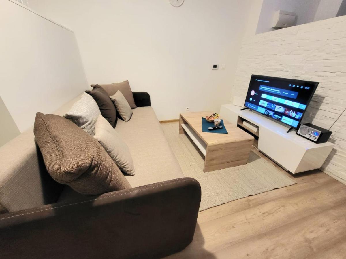 Velky Apartman 3 Pressburg Exterior foto